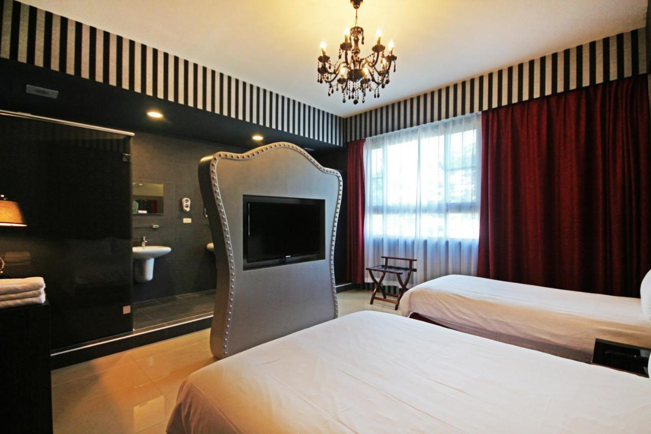 Fun Trip - Little Castle&Oscar B&B T'ai-tung Exterior foto